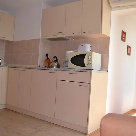 One-bedroom Sunny Holiday-eh Lägenhet