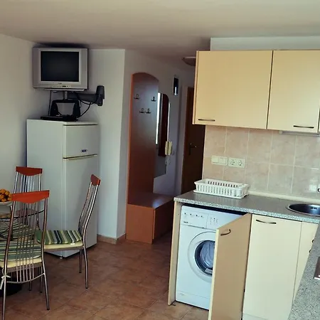 One-bedroom Sunny Holiday-eh * Slăntjev Brjag