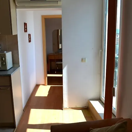 Lägenhet One-bedroom Sunny Holiday-eh